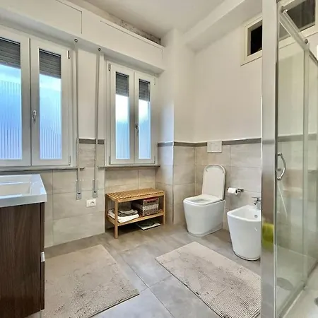 Moderno Al Centro Di